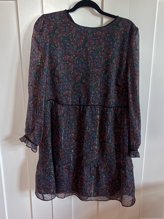 LOFT Dresses & Skirts - BNWT LOFT Adorable Paisley Long Sleeve Shift Dress